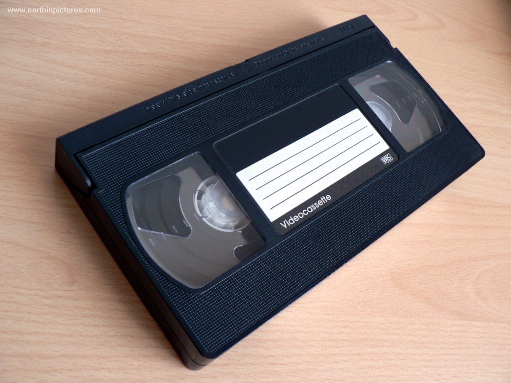 Record a VHS on a VCR