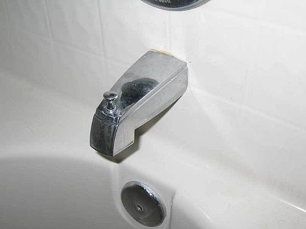 Remove a Tub Spout