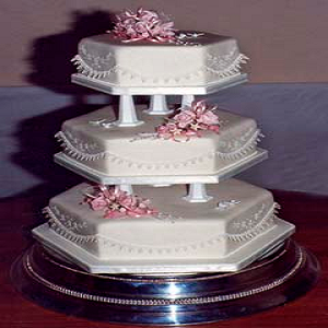 Transport a Wedding Cake Safely