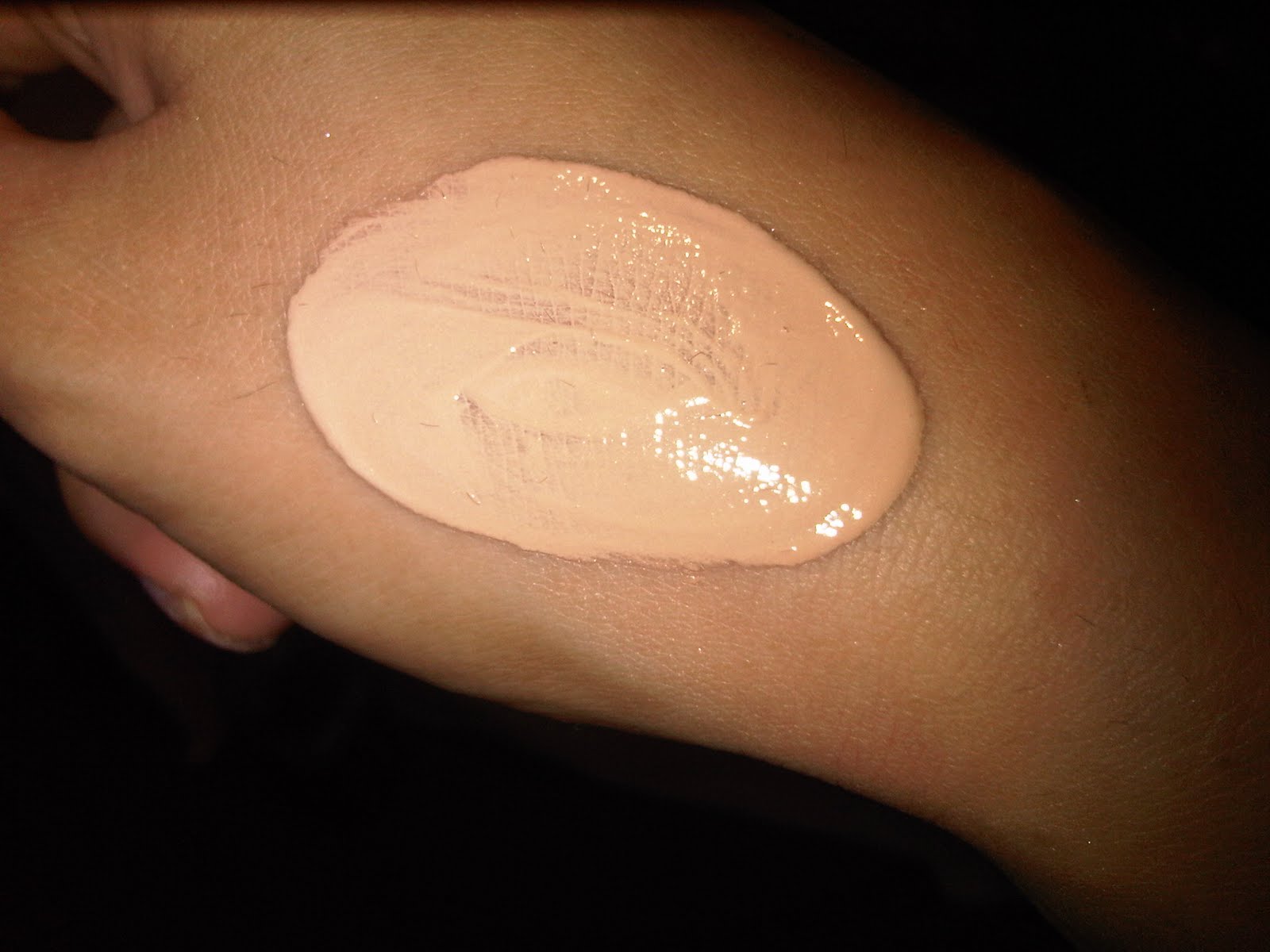 Convert bronzer into moisturiser