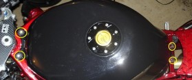How to clean a motorcycle tank