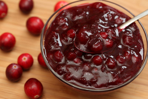 Make Thanksgiving Cranberry Sauce