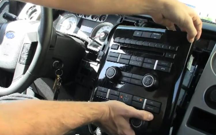 Removing the Dash from a Ford F-150