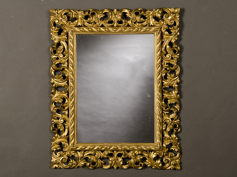 How to Repair Gilded Mirror Frames