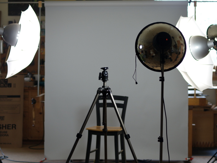 Tips to Use Compact Fluorescent Bulbs for Portrait Lighting