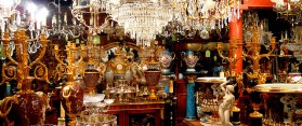 How to Be an Antiques Dealer