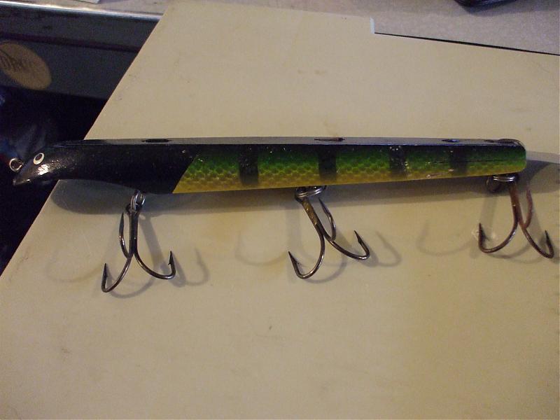 Wooden Muskie Lures