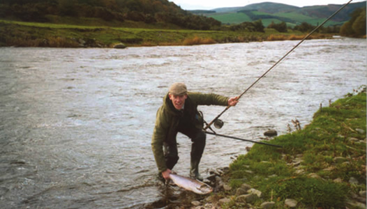 How to Connect a Salmon Fly Line to a Leader