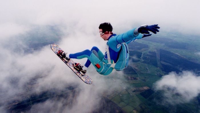 How to Learn Extreme Skysurfing History