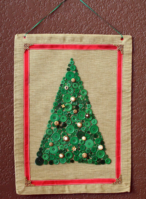 How to Make Christmas Tree Collage Decorations