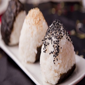 How to Make Japanese Rice Balls