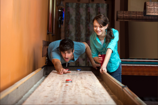 How to Play Bar Shuffle Board