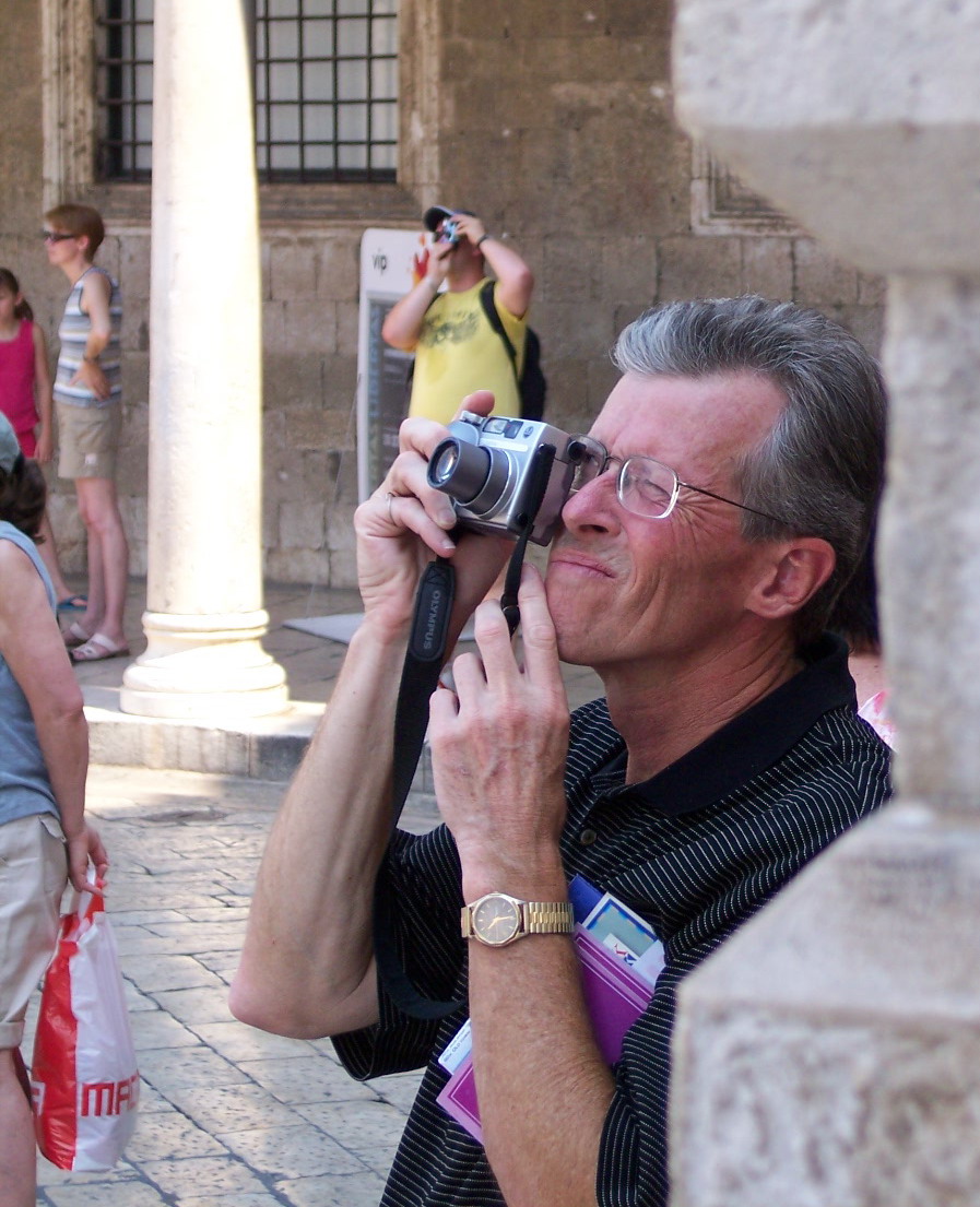 Removing Tourists From Photos