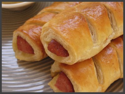 How to Make Pigs in a Blanket