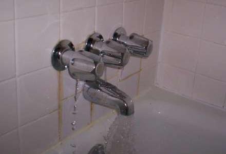 Leakage in Tub Faucet