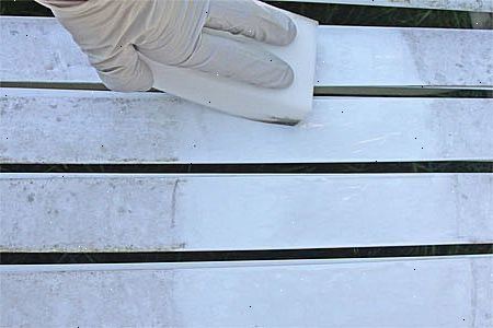 Removing Mildew from Beach Chairs