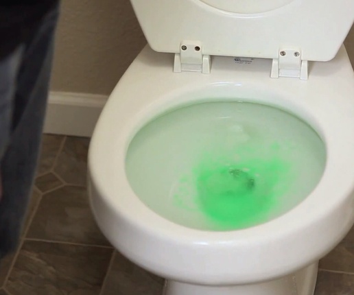 Unclog a Toilet without a Plunger