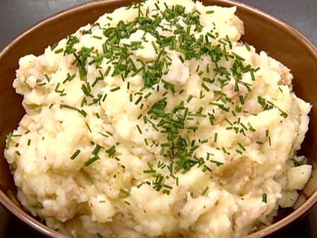 How to Make Rosemary Mashed Potatoes