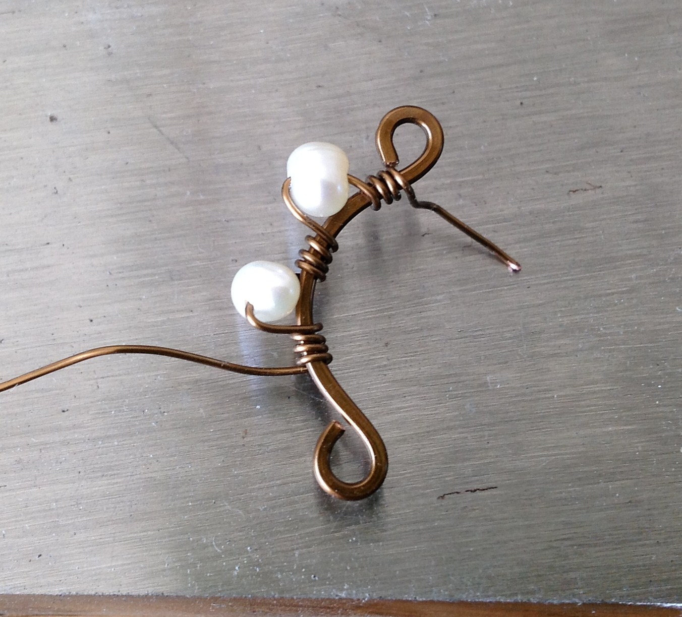 How to Manipulate Wire for Making Jewelry